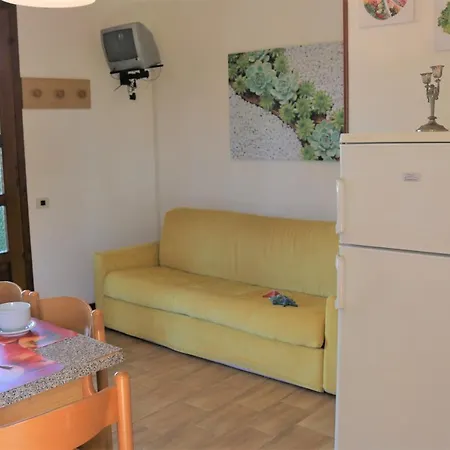 Apartmán Lovely Flat With Private Fenced Garden Bibione
