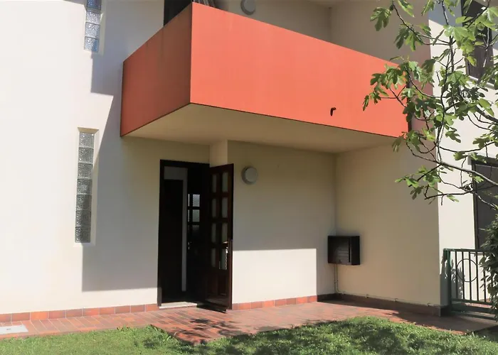 Lovely Flat With Private Fenced Garden Bibione