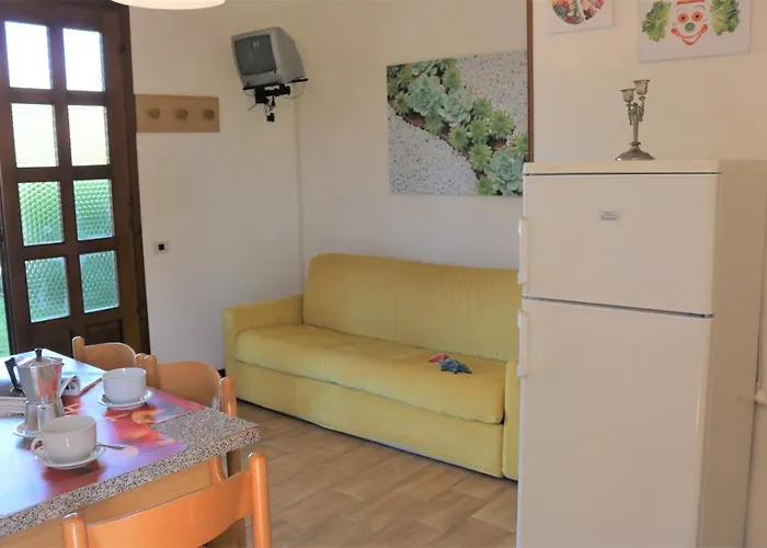 Διαμέρισμα Lovely Flat With Private Fenced Garden Μπιμπιόνε