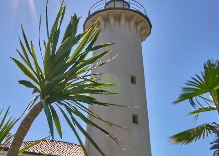 Lovely Flat With Private Fenced Garden * Μπιμπιόνε